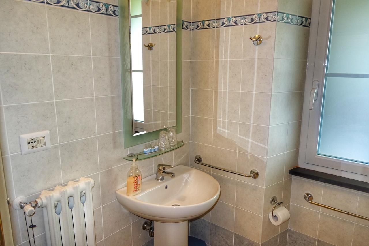 Bed And Breakfast Le Quattro Stagioni Neirone Εξωτερικό φωτογραφία